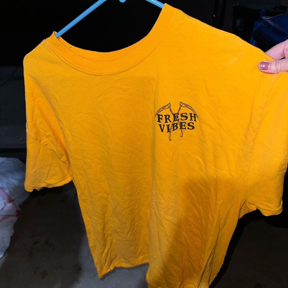 Yellow 'Fresh Vibes' T-Shirt